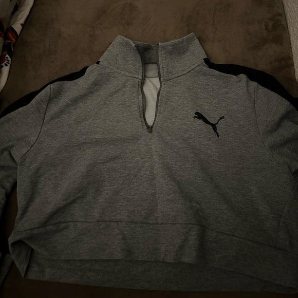 Puma Cropped Sweater - Picture 1 of 3